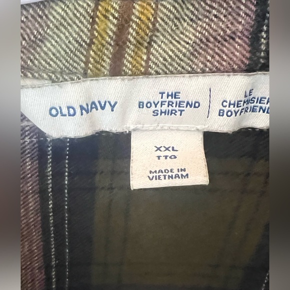 Old Navy Boyfriend Style ButtonDown - Picture 3 of 4